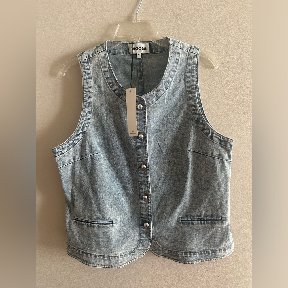 🌟VIGOSS Light Blue Denim Button Front Vest Size XL NWT